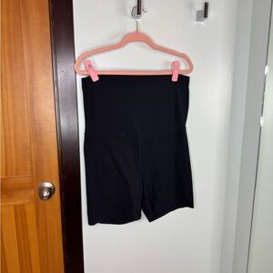 CRZ YOGA Women's Black Bike Shorts